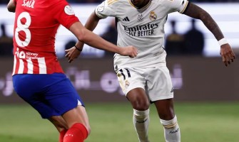 I en lidenskabelig kamp besejrede Real Madrid Atletico Madrid og gik ind i den vestlige Super Cup-finale